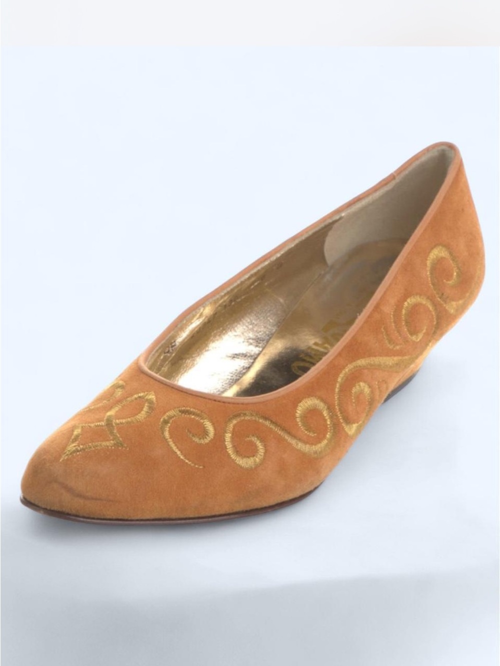 Vintage Salvatore Ferragamo suede embroidered pointed toe pumps